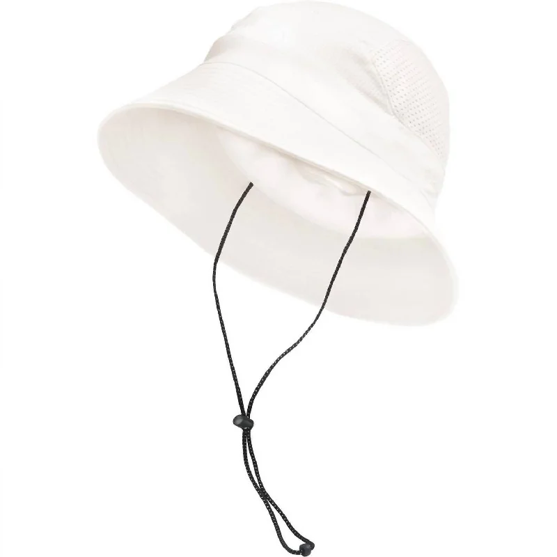 Summer Lightrange Run Bucket Hat In White Dune