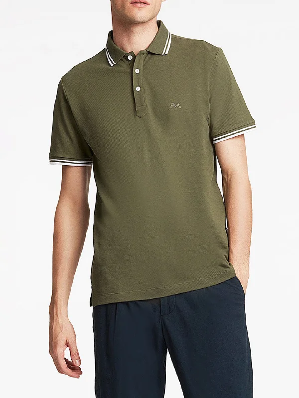 Lindbergh Men Green Solid Polo TShirt