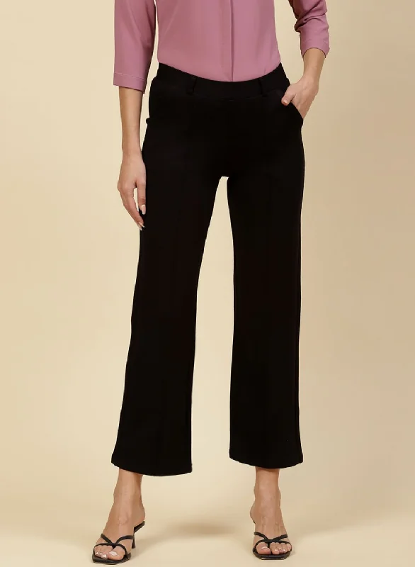 Women Black Solid Jegging